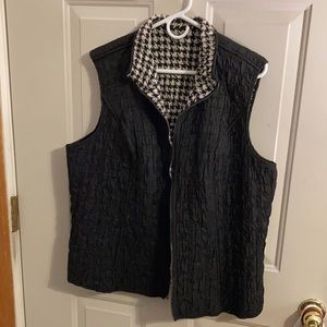 Black reversible XL vest